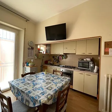Casa Vacanze Piazza Duca 3 Camere Da Letto Ferienhaus